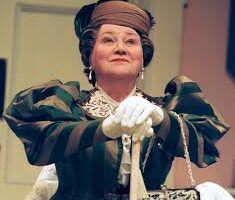 Patricia Routledge